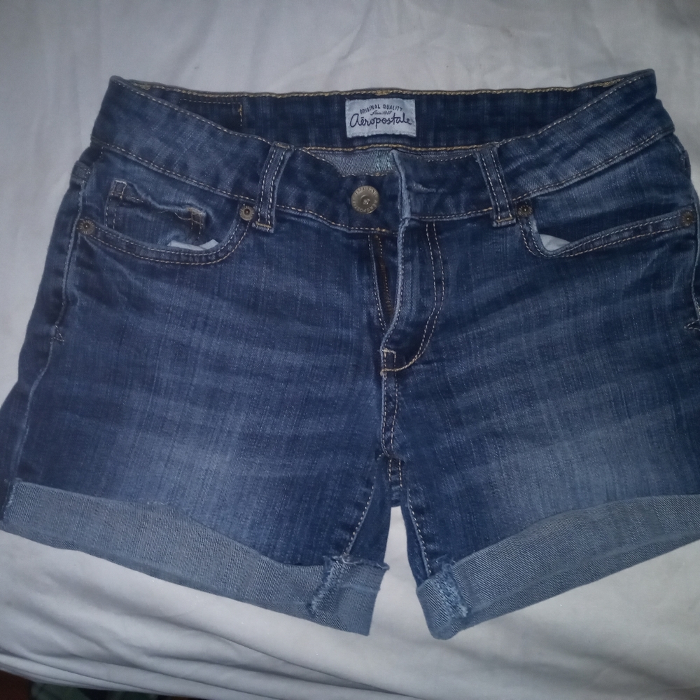 Mid length shorts